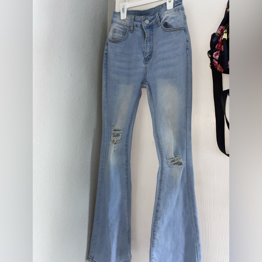 SHEIN PETITE Ripped Bootcut Leg Jeans